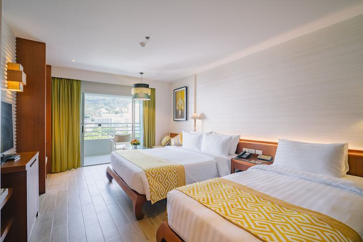 Room 27 of 167