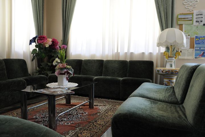 Guest Lobby