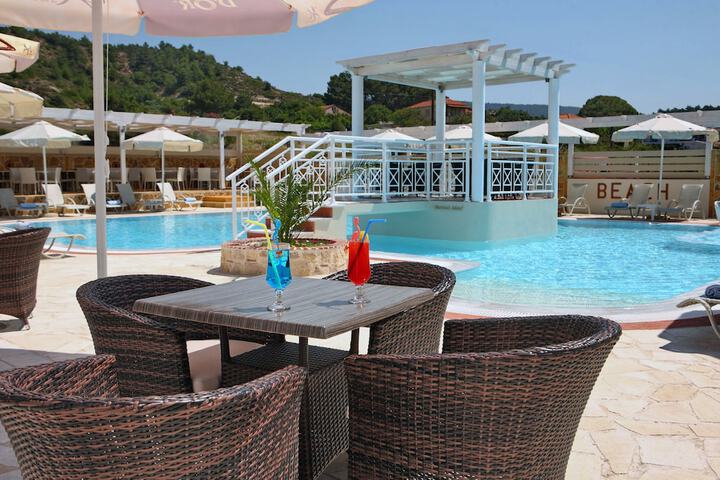 Pool Hotel