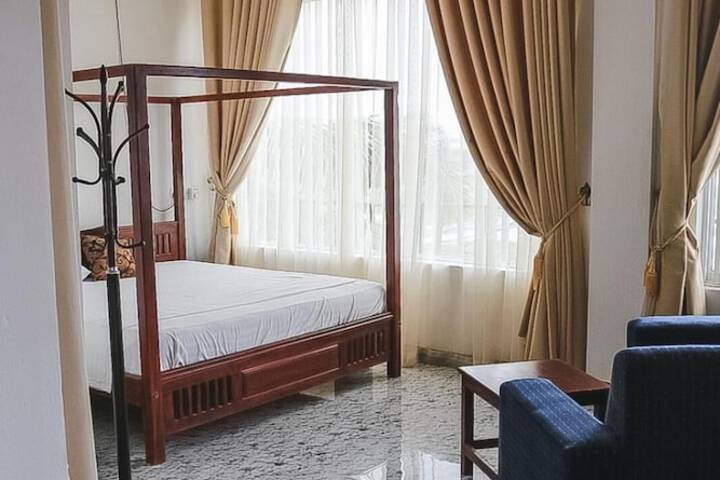 Room 20 of 66