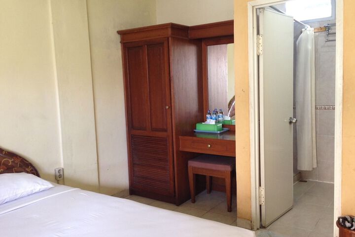 Room 7 of 50