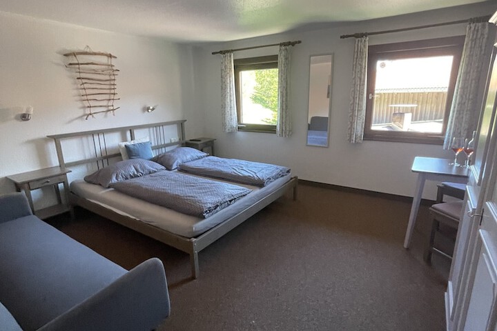 Room 7 of 97