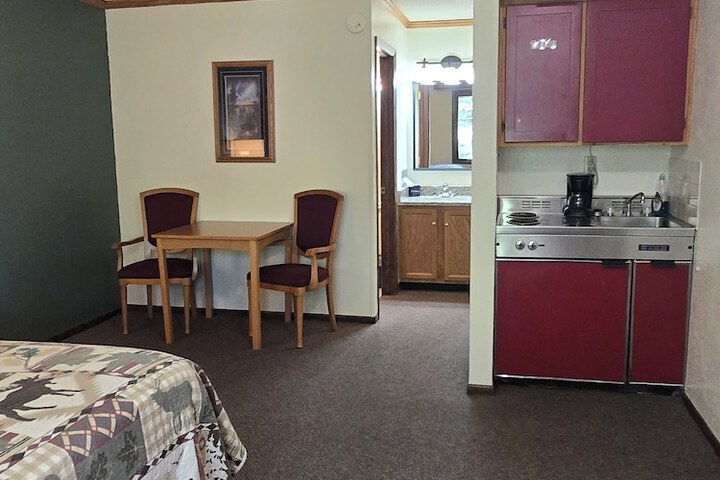 Room 42 of 64