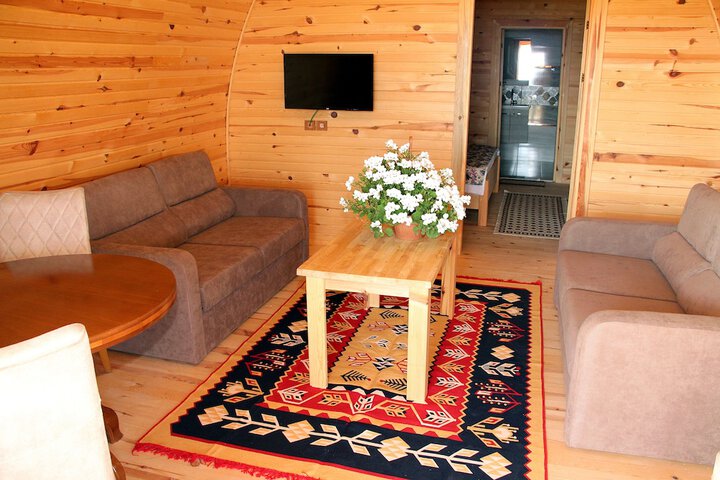 Room 6 of 21