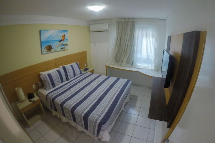 Room 5 of 33