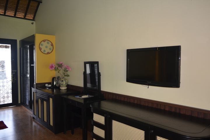 Room 46 of 146