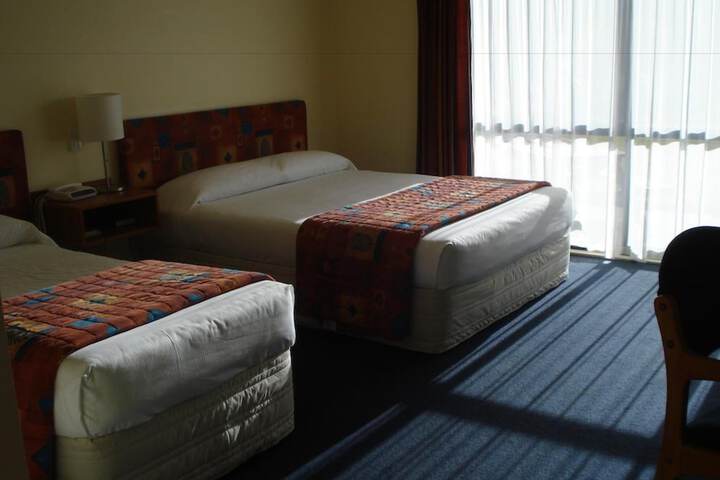 Room 5 of 26