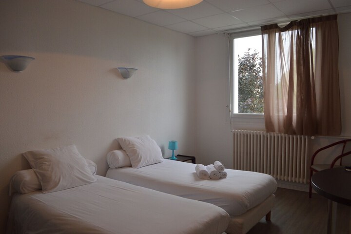 Room 9 of 45