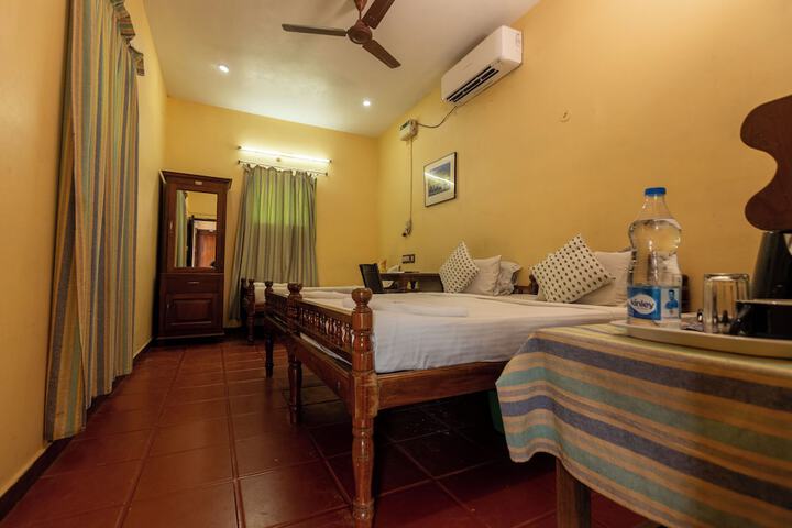 Room 14 of 38