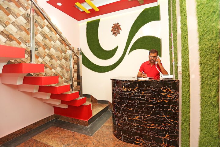 OYO 18597 SATYAM