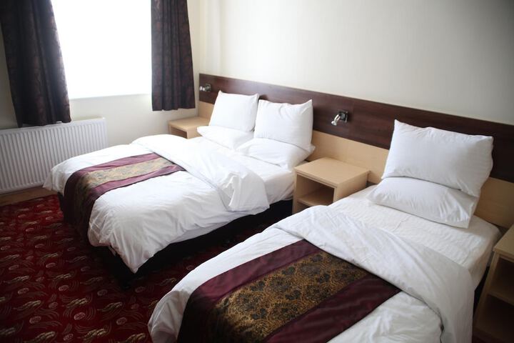 Room 10 of 47