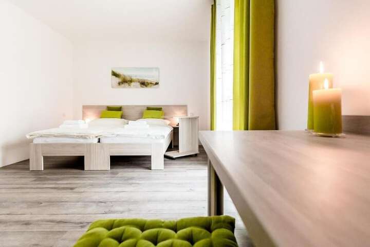 Room 2 of 20