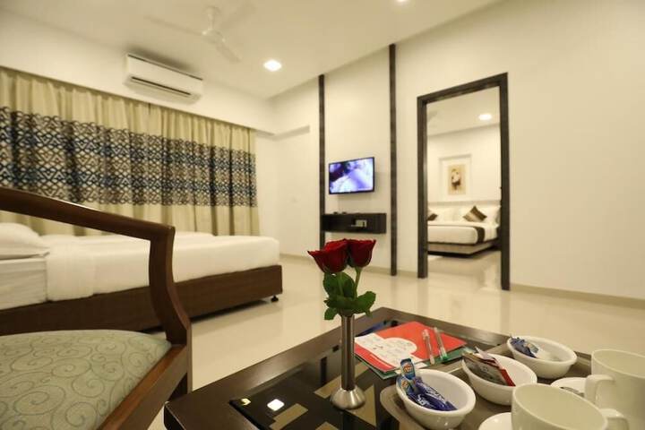 Room 7 of 11