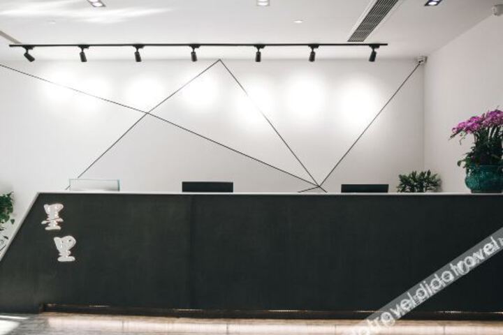 Hotel Interior 21 of 25