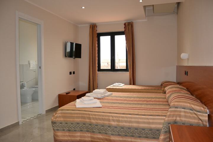 Room 6 of 39
