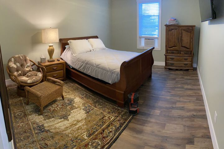 Room 3 of 18