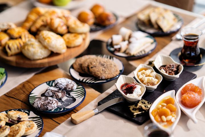 Breakfast/Coffee Service 64 of 91