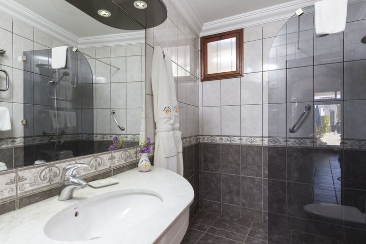 Bath Amenities
