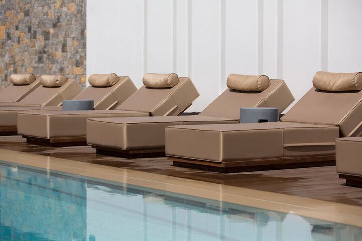 Hotel Pool