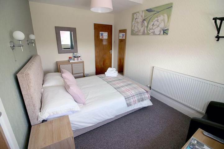 Room 25 of 52