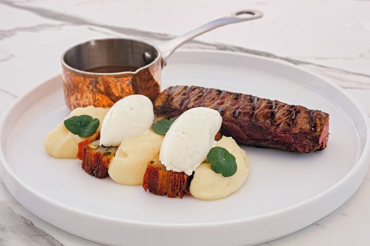 Dining 295 of 417