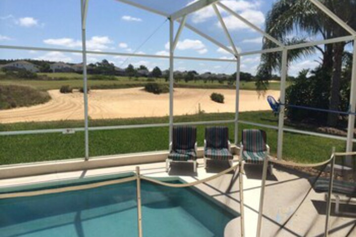 Pool 13 of 17