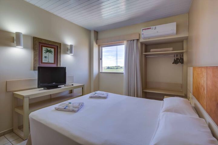 Room 10 of 76