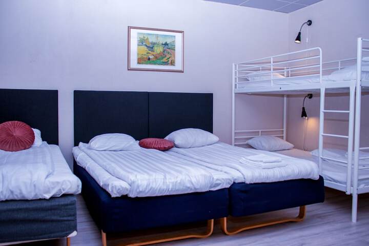 Room 46 of 62