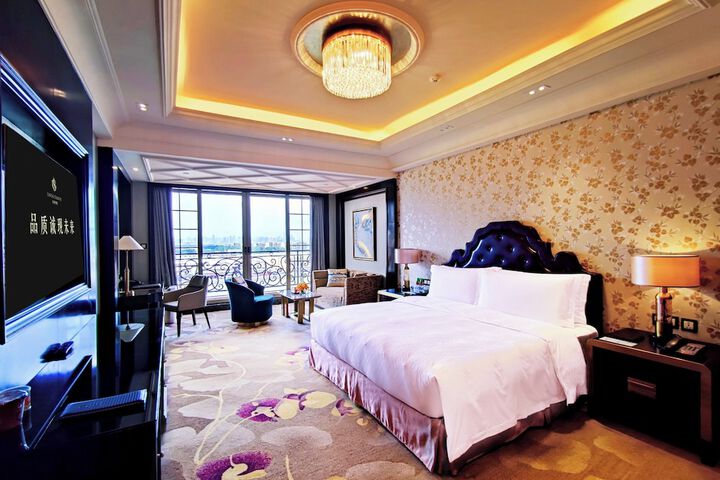 Room 19 of 57