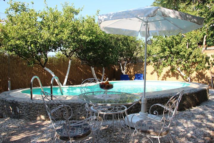 Pool Hotel