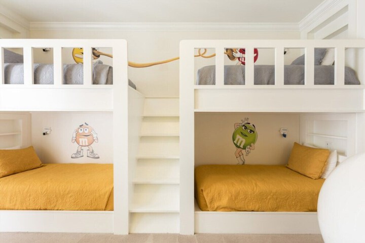Room 14 of 71