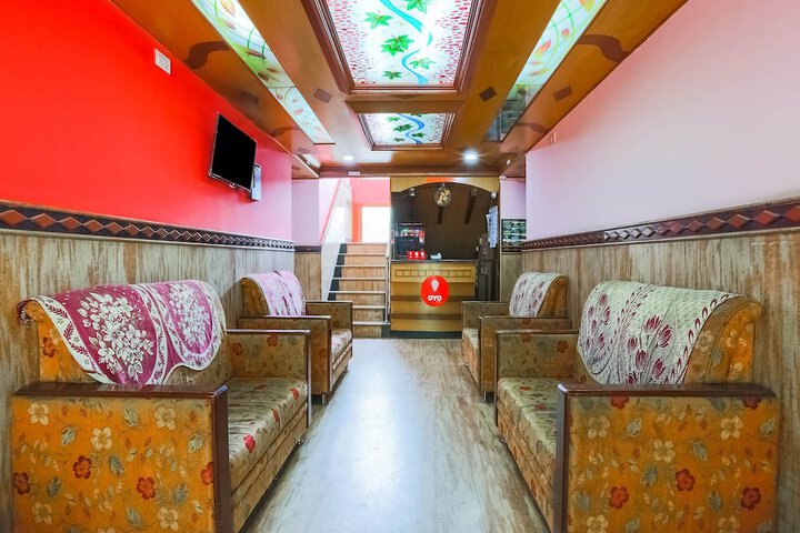 OYO 24364 Shiv Shanthi Grand