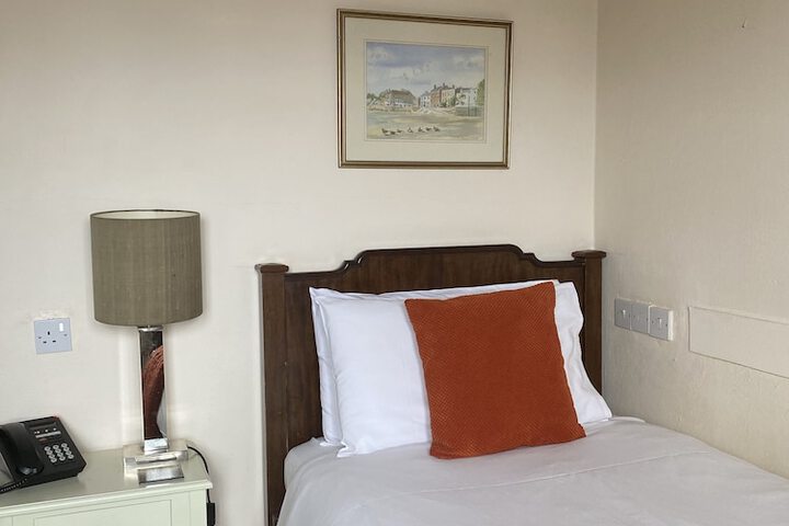 Room 10 of 67
