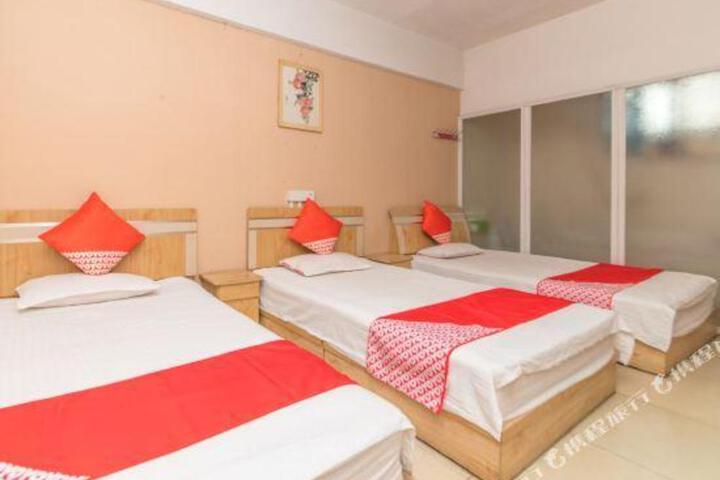 Jiaozhou huabin hotel