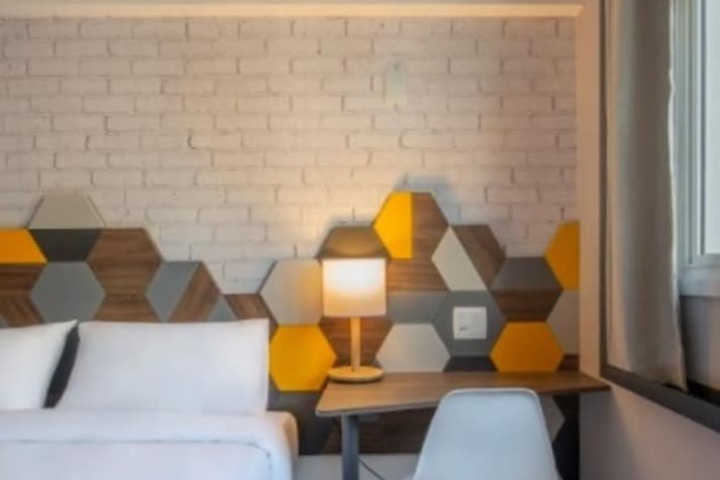 Room 10 of 47