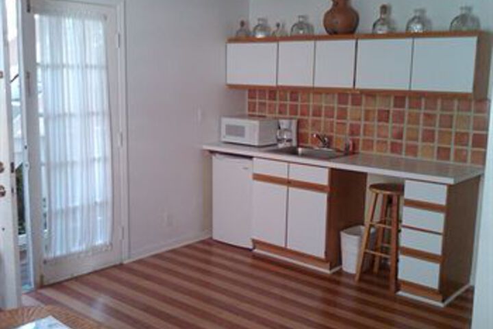 Room 32 of 37