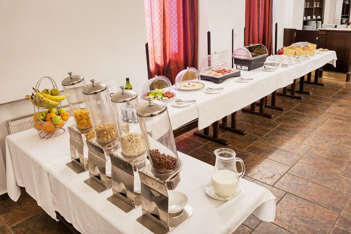 Breakfast/Coffee Service 34 of 38