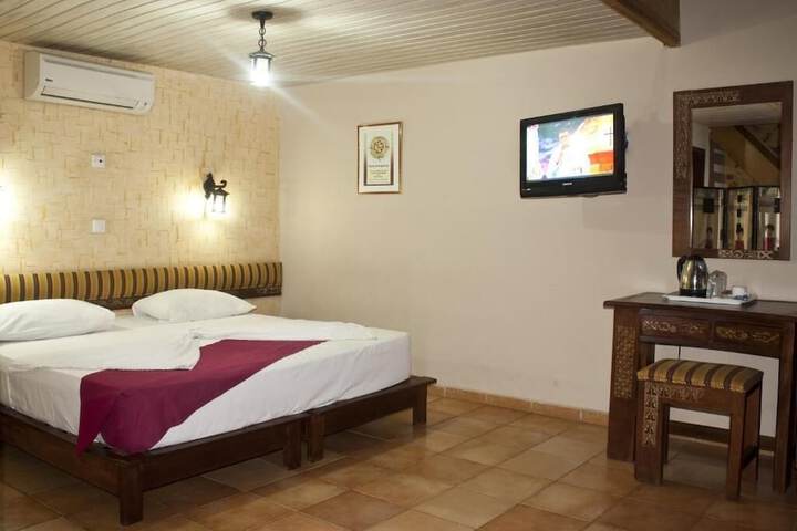 Room 20 of 64
