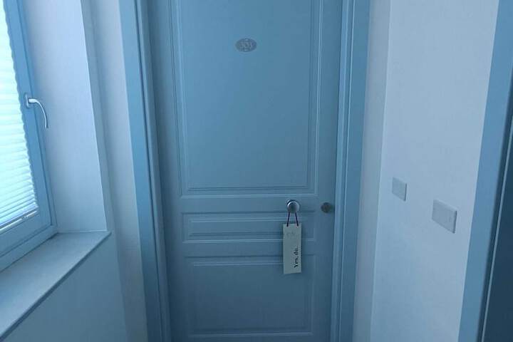 Room 20 of 110