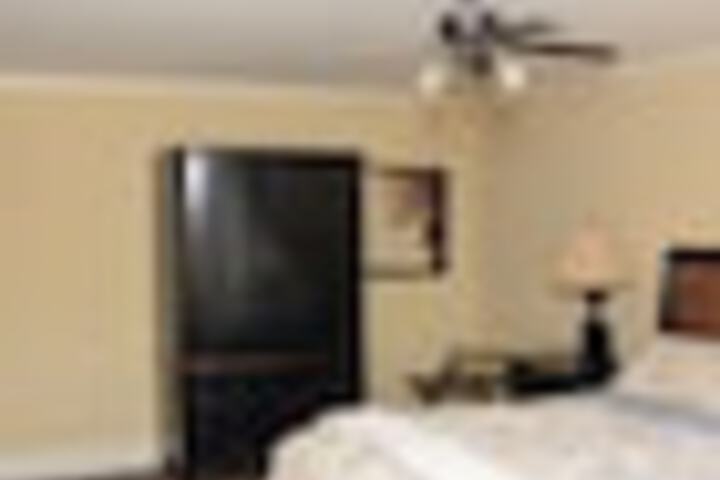 Room 41 of 252