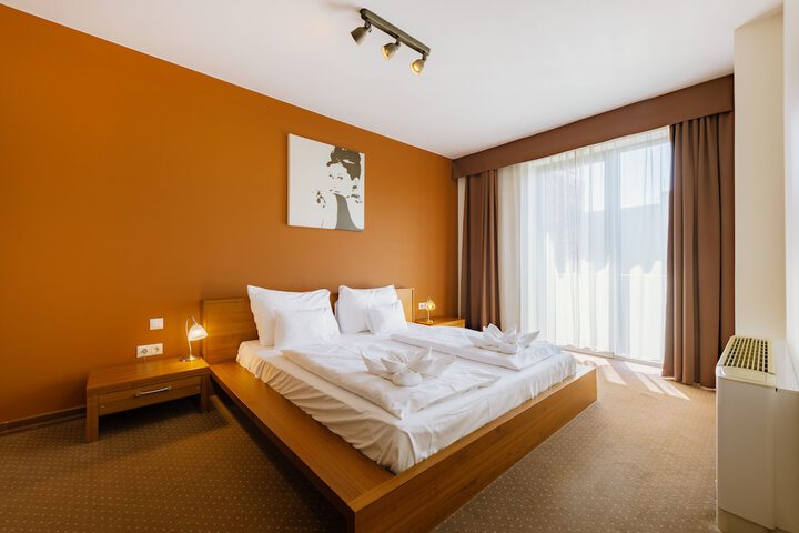 Room 21 of 56