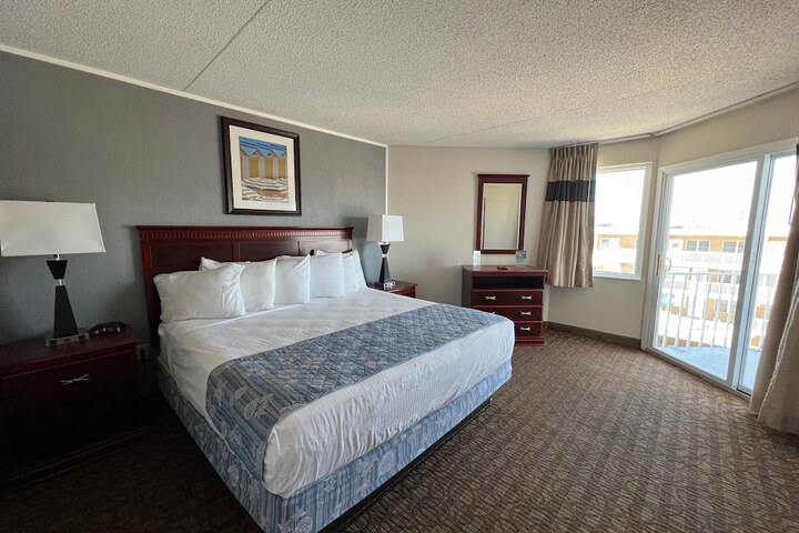Room 15 of 71