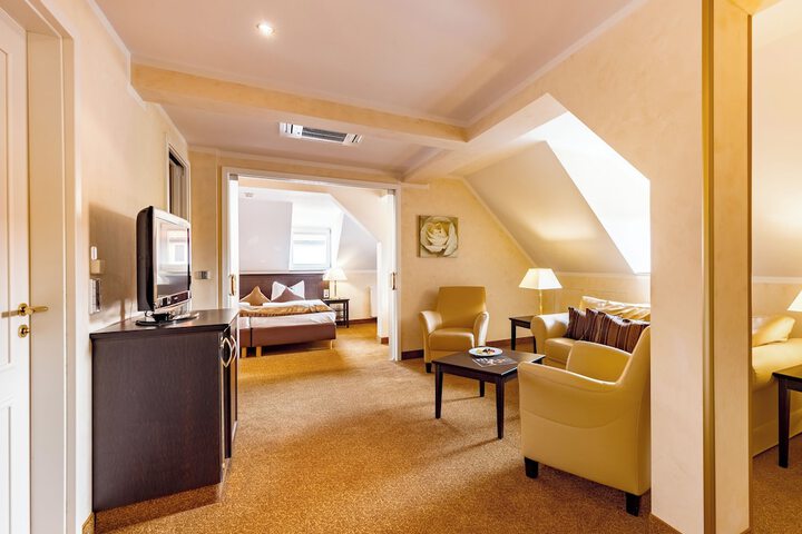 Room 21 of 84