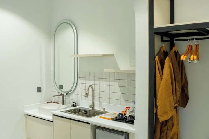 Room 63 of 156