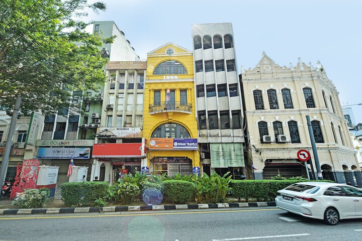 SPOT ON 90850 Ehsan Travels Home Kl