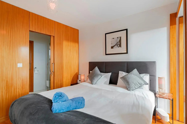 Room 3 of 15