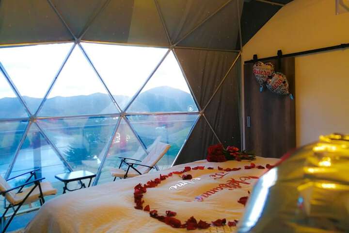 Room 4 of 33