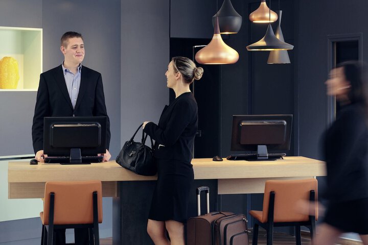 Business Center 53 of 61