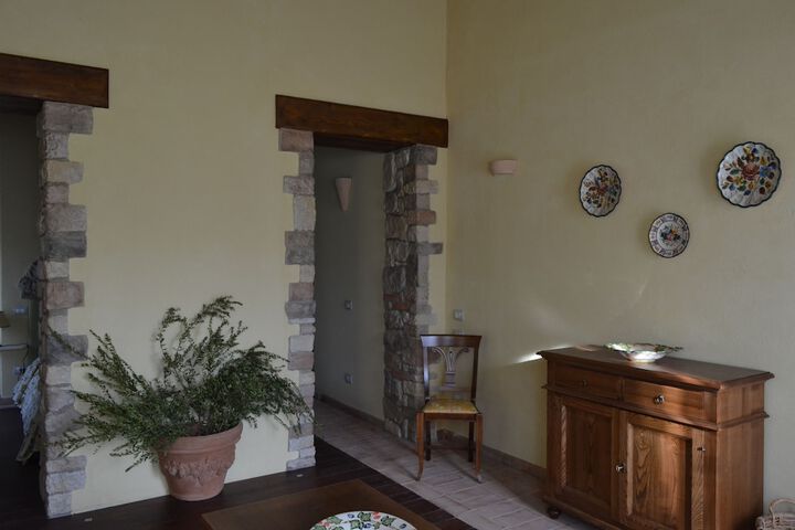 Room 33 of 105