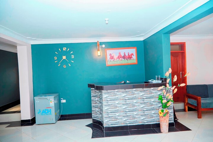 WestWay Luxury Suites